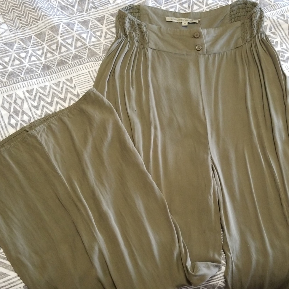 olive green foreign exchange palazzo pants